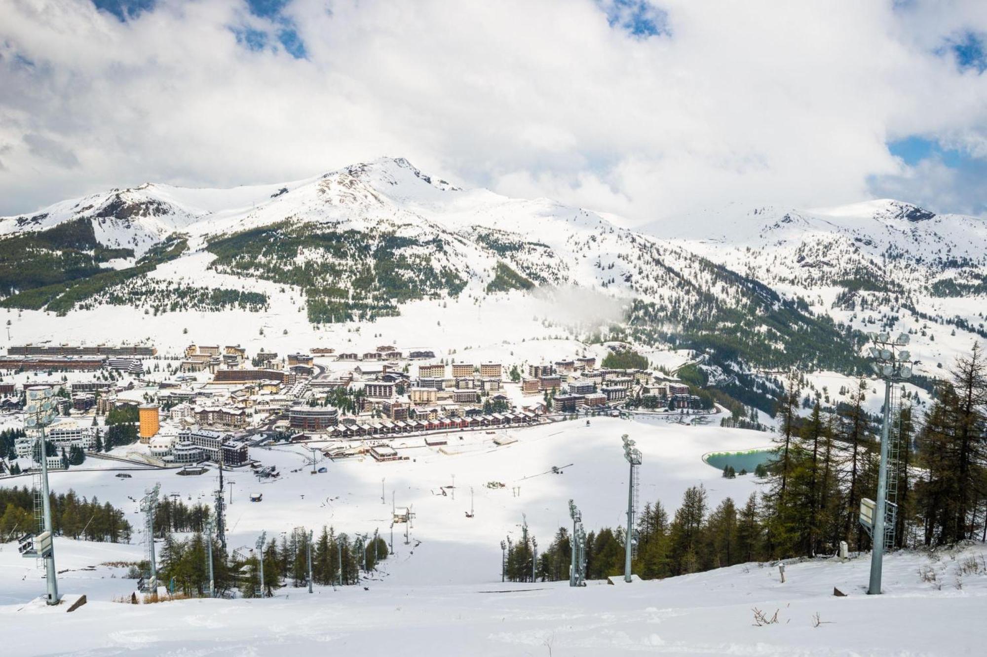 L' Aquila Campo Smith On The Ski Slopes - Happy Rentals Бардонечия Екстериор снимка